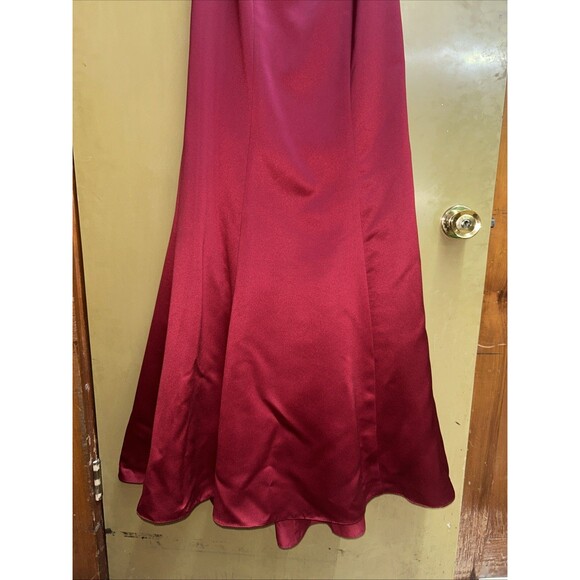 Women’s Alexia II strapless, burgundy taffeta formal dress, Sz 4, New - Picture 4 of 8